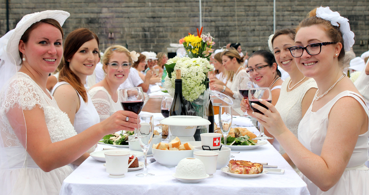 diner en blanc diner en blanc halifax 2015 citadel hill diner en blanc 03