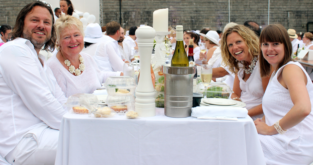 diner en blanc diner en blanc halifax 2015 citadel hill diner en blanc 06