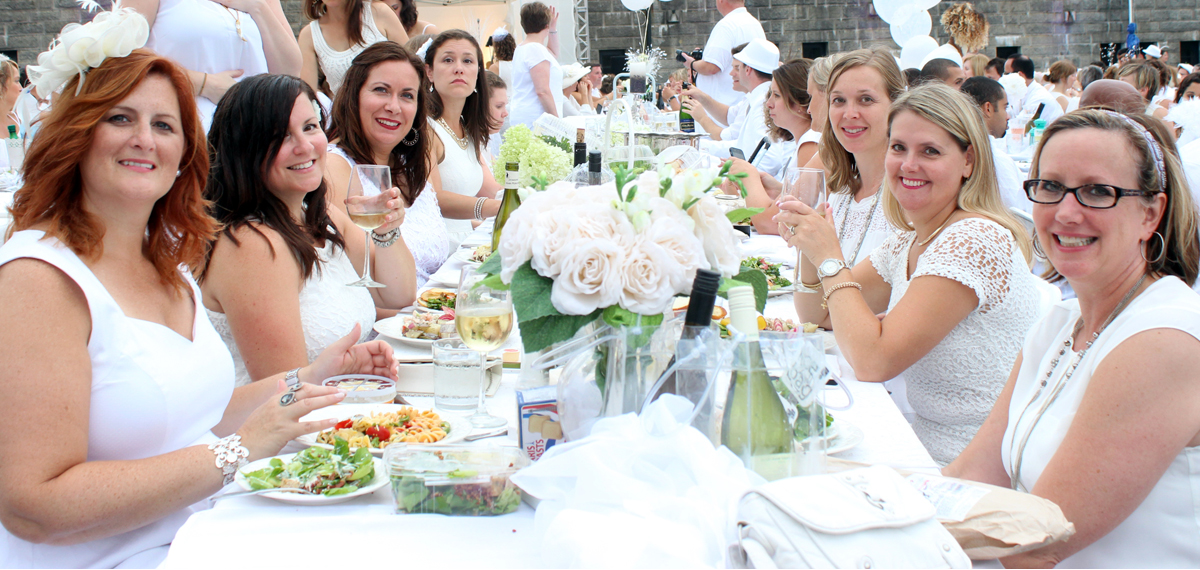 diner en blanc diner en blanc halifax 2015 citadel hill diner en blanc 12