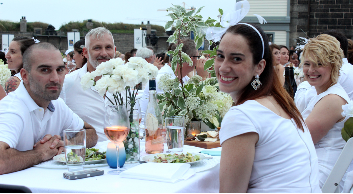 diner en blanc diner en blanc halifax 2015 citadel hill diner en blanc 30